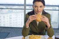 9 LOẠI THỰC PHẨM ẢNH HƯỞNG ĐẾN NÃO BỘ